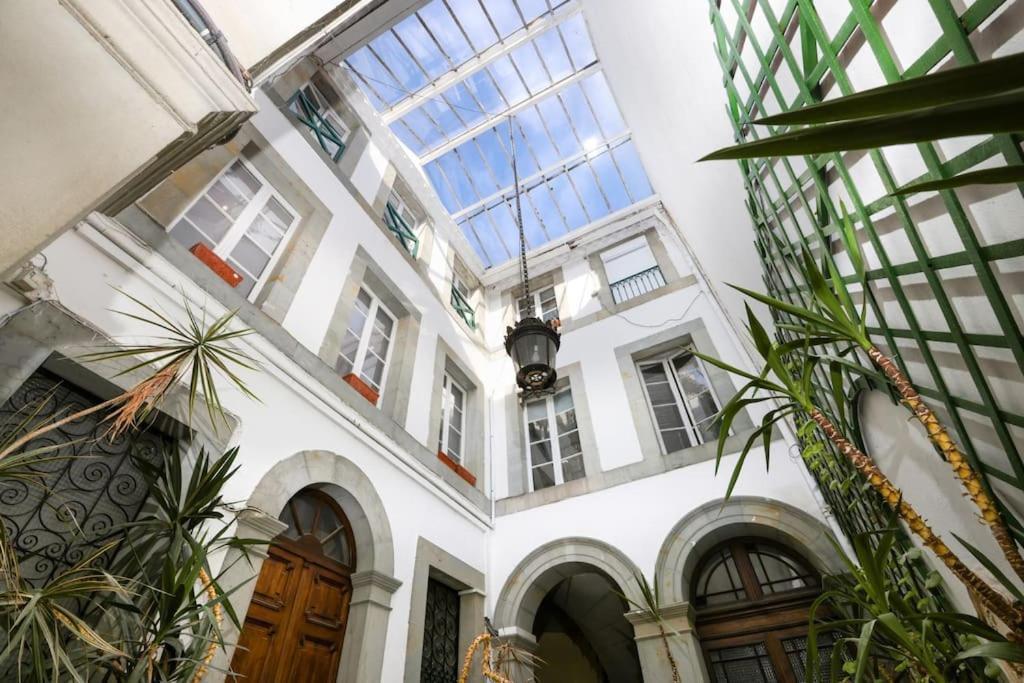 L'hotel Particulier, 120m2, Hypercentre, Wifi / Conciergeriedamecarcas * Carcassonne
