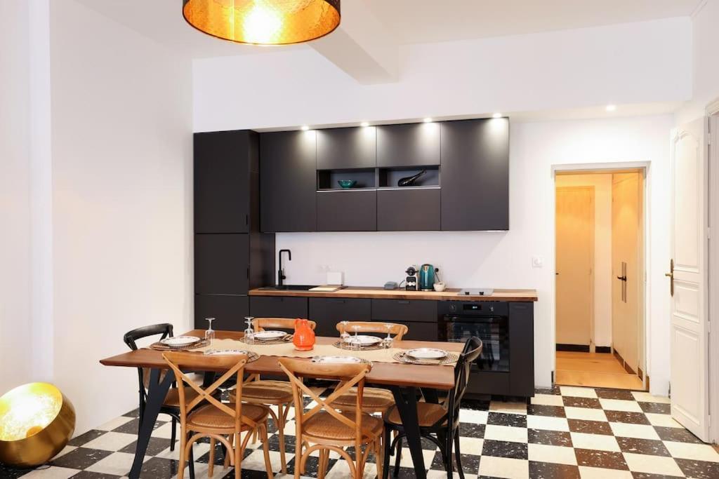 L'hotel Particulier, 120m2, Hypercentre, Wifi / Conciergeriedamecarcas *