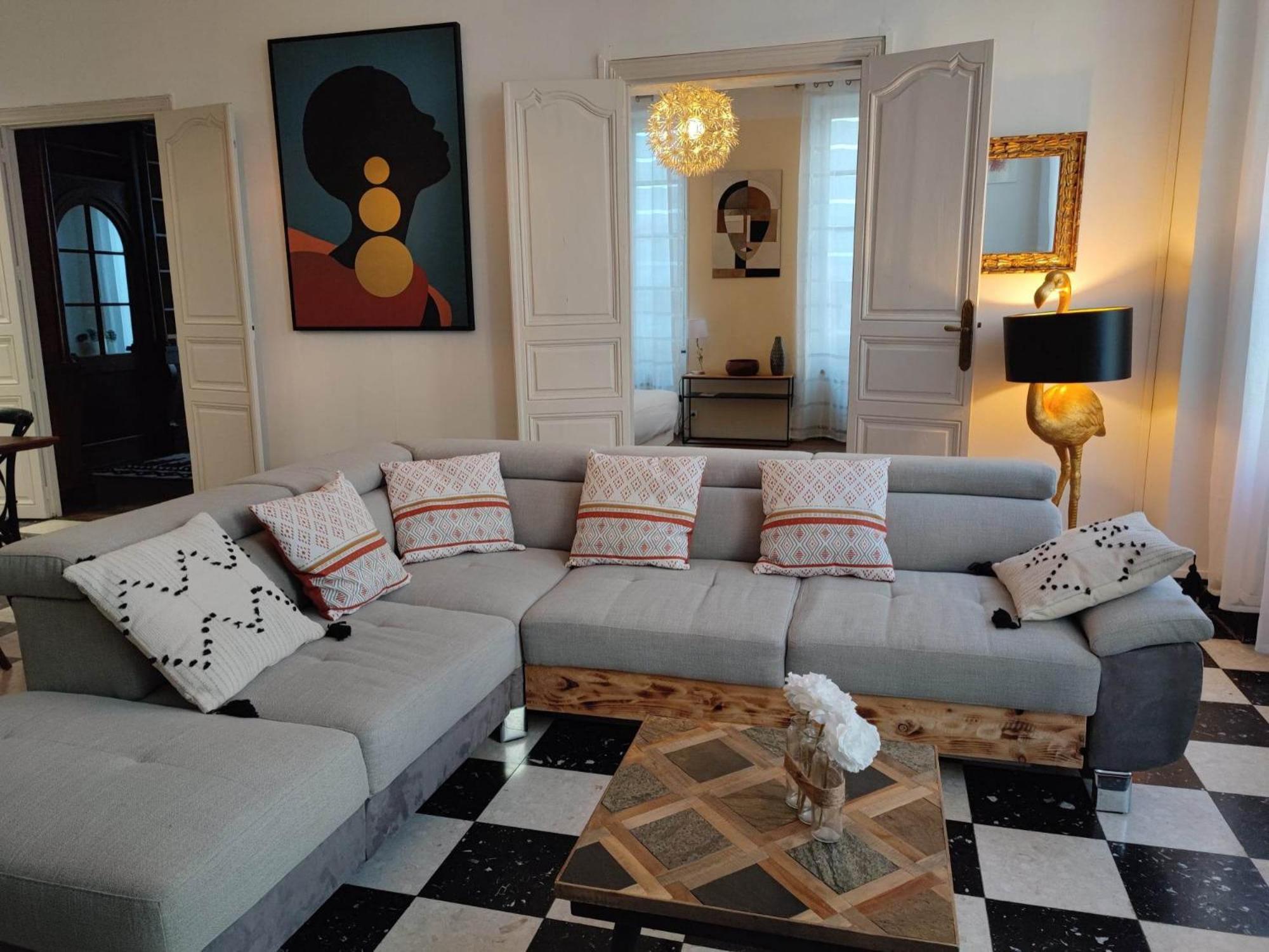 L'hotel Particulier, 120m2, Hypercentre, Wifi / Conciergeriedamecarcas Carcasona